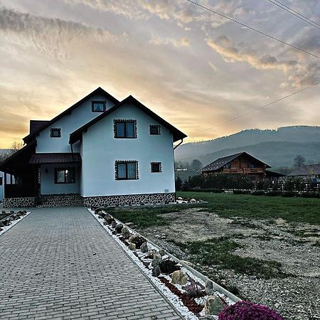 Casa Din Podirei Villa Capu Cimpului Ngoại thất bức ảnh