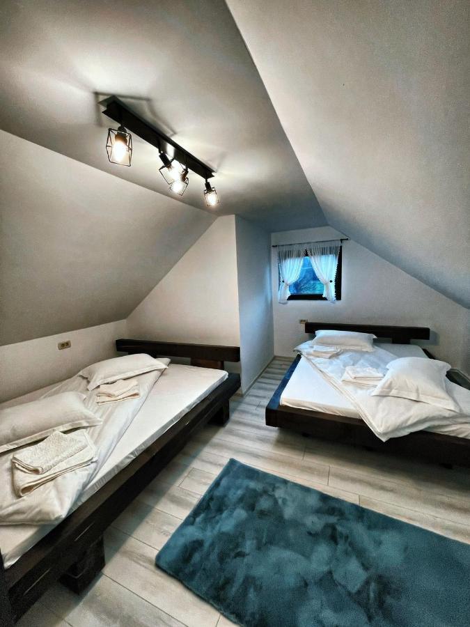 Casa Din Podirei Villa Capu Cimpului Ngoại thất bức ảnh
