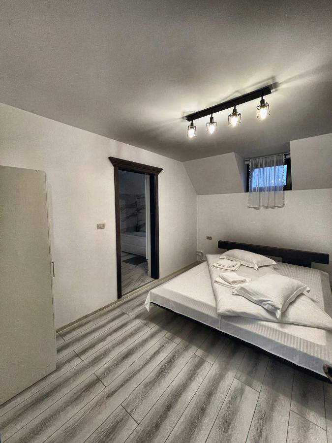 Casa Din Podirei Villa Capu Cimpului Ngoại thất bức ảnh