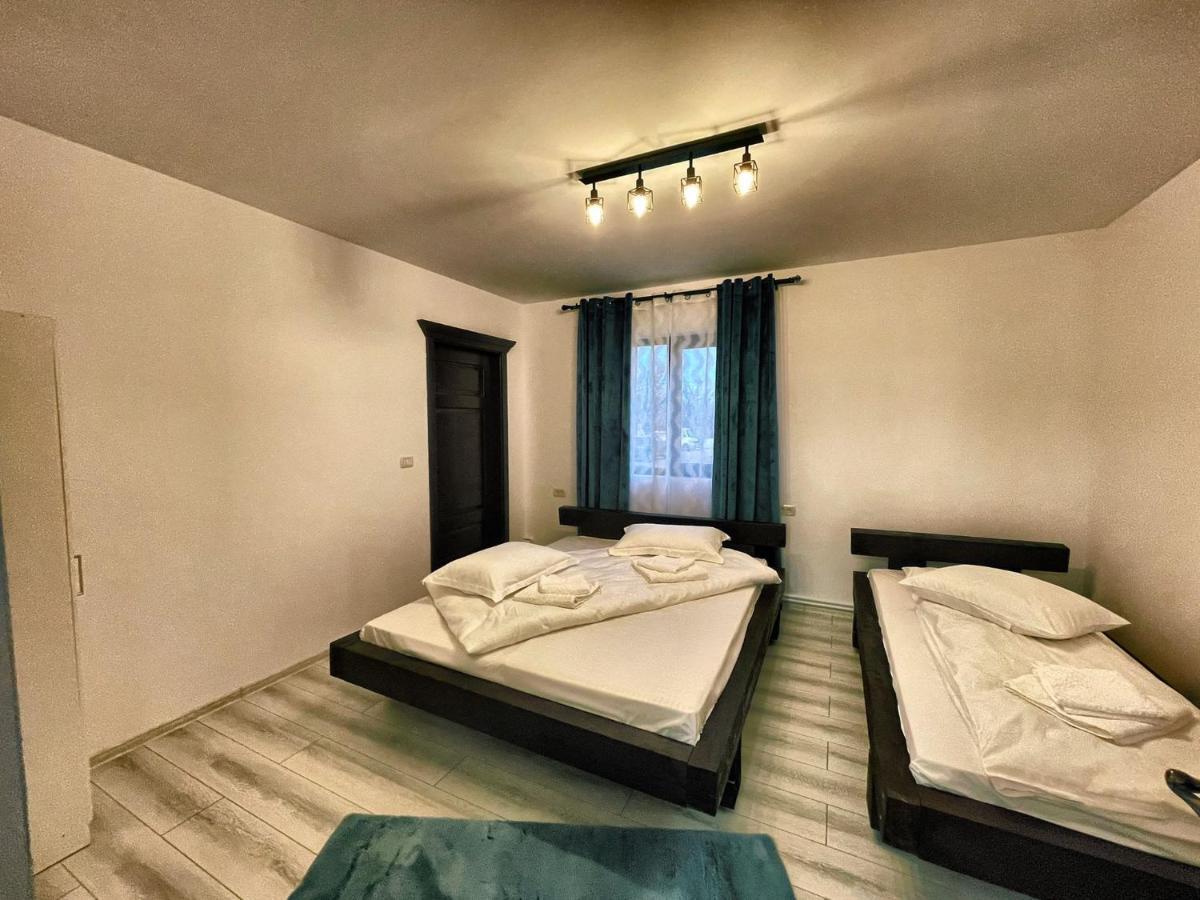 Casa Din Podirei Villa Capu Cimpului Ngoại thất bức ảnh